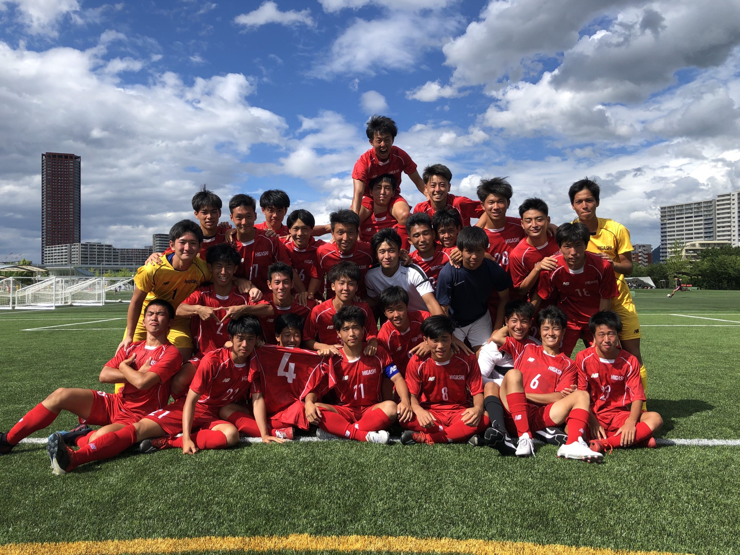 東福岡サッカー 赤い彗星 東福岡高校サッカー on X: 